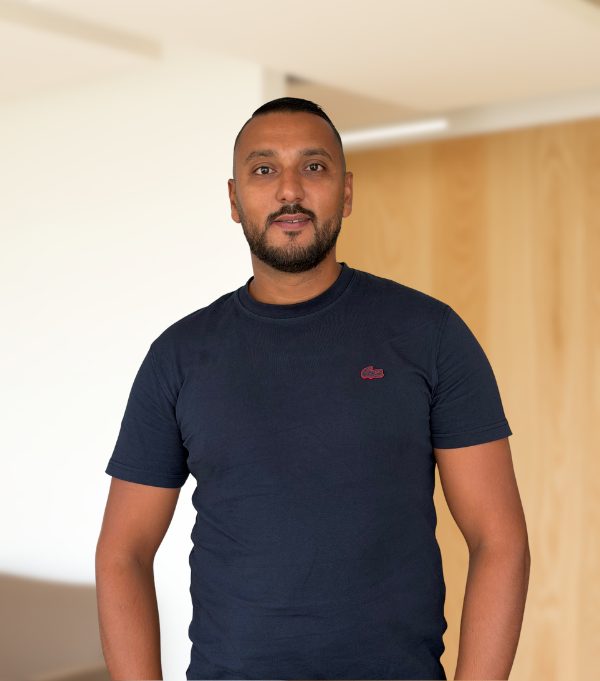 Walide, équipe Chargés de développement de Vistalid